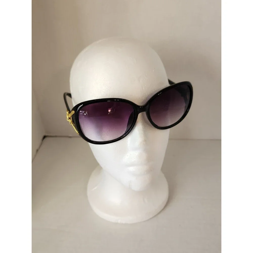 Sunglasses With Cat Design